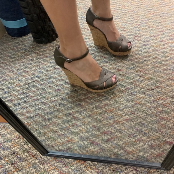 Nine West Wedge Heels - Taupe - Picture 4 of 4